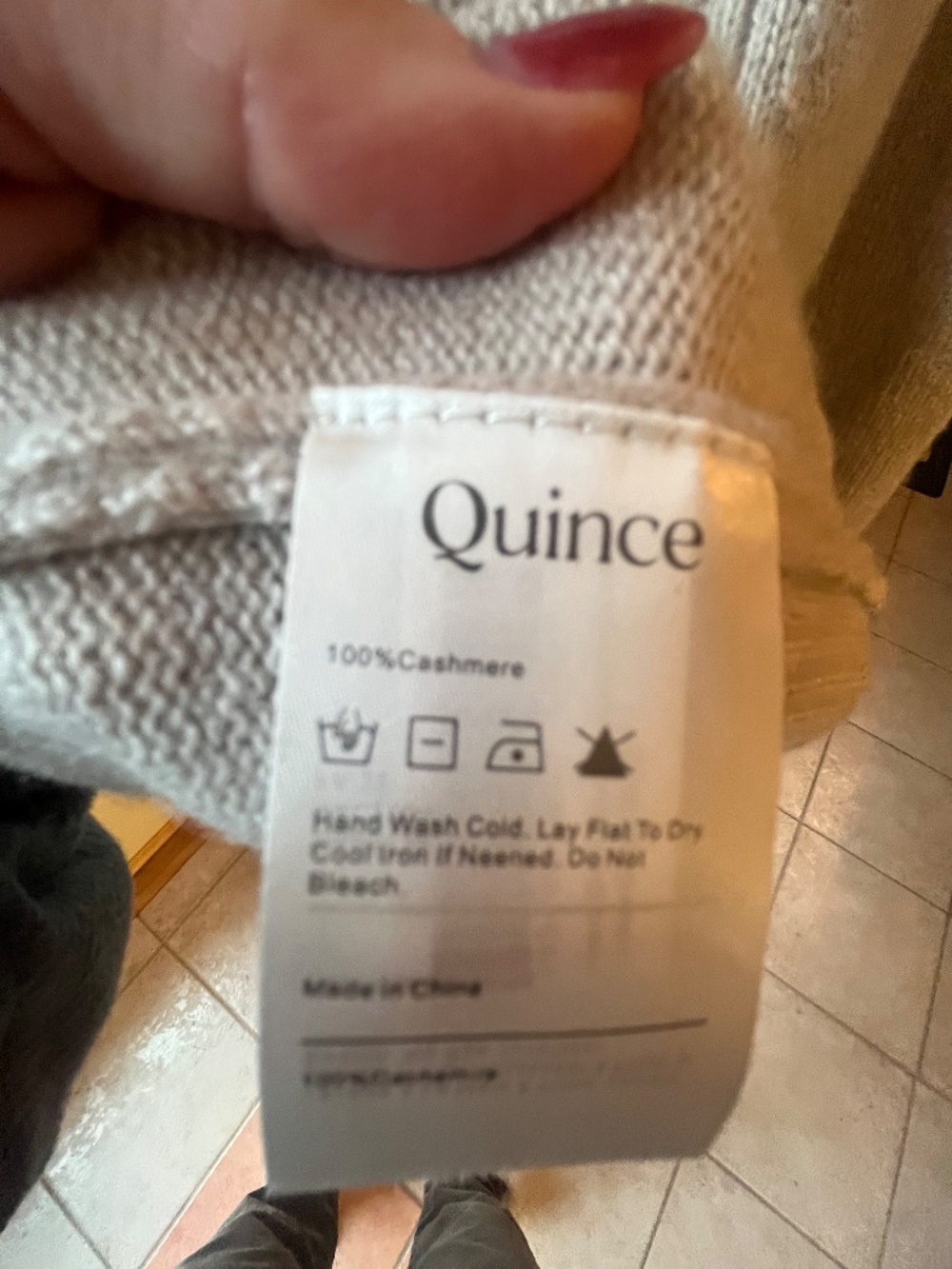 Quince Oatmeal Cashmere Sweater, L - Picture 3 of 3